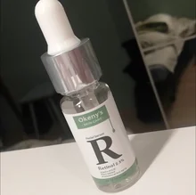 Retinol-suero Facial antiarrugas para eliminar manchas oscuras, suero de colágeno, esencia antienvejecimiento, blanqueador, 2.5% vitamina C / A
