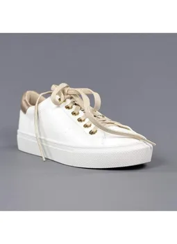 Xti white laces. xv17
Xti white laces. xv17