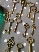 10 Uds. De colgantes de Metal Vintage con dos colores variados para fabricación de joyería Diy, joyería hecha a mano