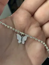 Gargantilla de mariposa acrílica deslumbrante, collar con cadena de diamantes de imitación, collar sencillo de Color blanco y negro, joyería Coreana de Animal