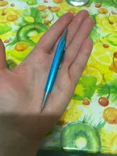 Mini lápiz de Metal para estudiantes, 0,7/0,5mm, negro, amarillo, rosa, azul, lápiz mecánico automático de escritura, recargas de 30 Uds.