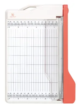 Paper cutter guillotine "needlework" RDB(G)-685 (22 cm (8.5 ")) 
Paper cutter guillotine "needlework" RDB(G)-685 (22 cm (8.5 "))