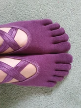 Calcetines antideslizantes de silicona para mujer, medias transpirables para Pilates, Ballet, baile, gimnasio, 1 par