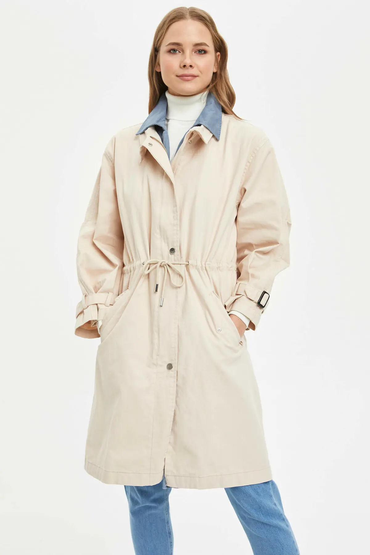 DeFacto Woman Trenchcoat-K8451AZ20SP
DeFacto Woman Trenchcoat-K8451AZ20SP