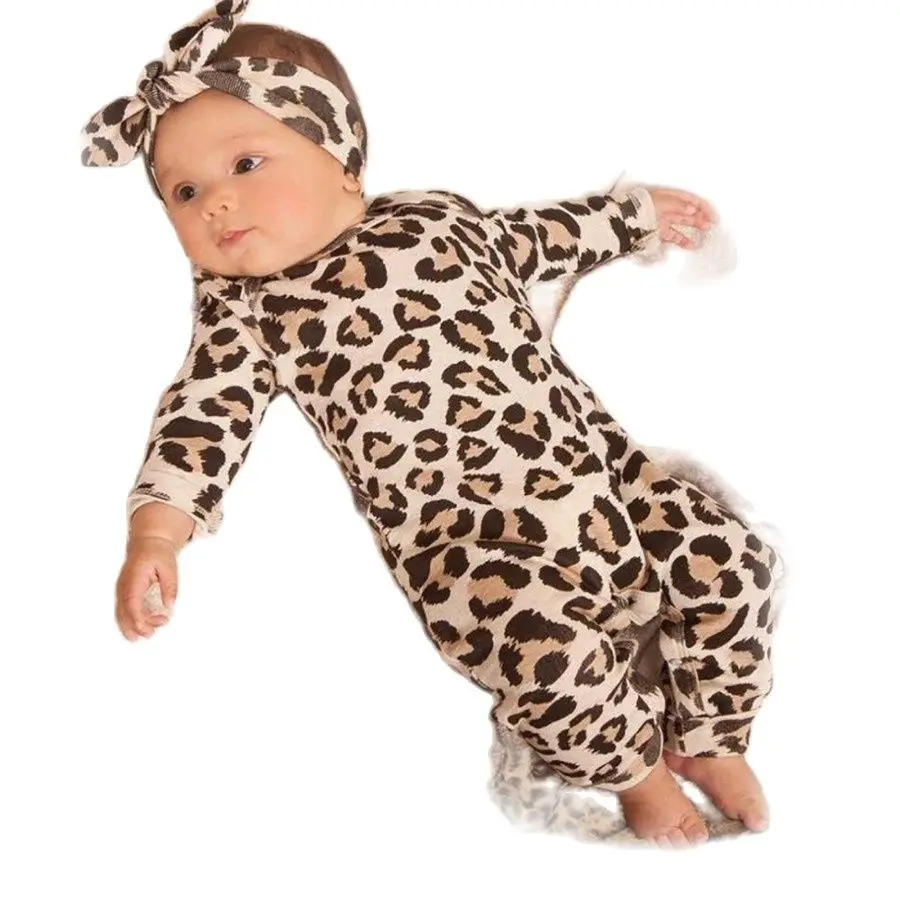 Kız Bebek Tulum Leopar Desenli Bandanalı Yeni Doğan Yumuşak Dokulu Giyisi 2021 Sezon
Kız Bebek Tulum Leopar Desenli Bandanalı Yeni Doğan Yumuşak Dokulu Giyisi 2021 Sezon