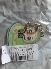 LLavero de acrílico con forma de V para hombre y mujer, llavero con colgante de juego, llavero para niños, joyería