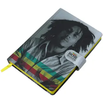 Bob Marley: (photo) A5 Fabric Notebook (Notebook) PYRAMID8.28
Bob Marley: (photo) A5 Fabric Notebook (Notebook) PYRAMID8.28