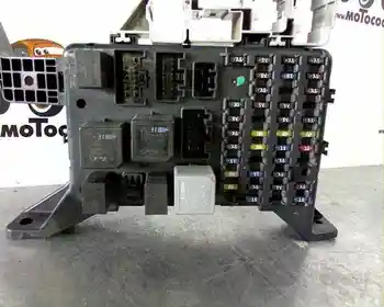 1S7T14A073AE CASE RELAYS/FUSES FORD MONDEO SALOON (GE) 
1S7T14A073AE CASE RELAYS/FUSES FORD MONDEO SALOON (GE)