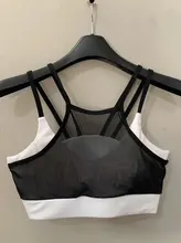 Sujetador deportivo acolchado para mujer, ropa interior de Yoga para gimnasio, Top corto sin mangas, Bralette sin costuras, ropa deportiva de realce color negro cruzado