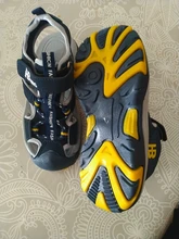 ULKNN-Sandalias antideslizantes de punta cerrada para niños, chanclas suaves de verano, sandalias semicerradas 8, para jóvenes estudiantes de 9 a 12 años