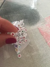 Cuentas acrílicas variadas con letras en inglés, cuentas de alfabeto de corazón plano, cuentas de número para Charms, pulsera, collar para decoración del hogar, 100 Uds.