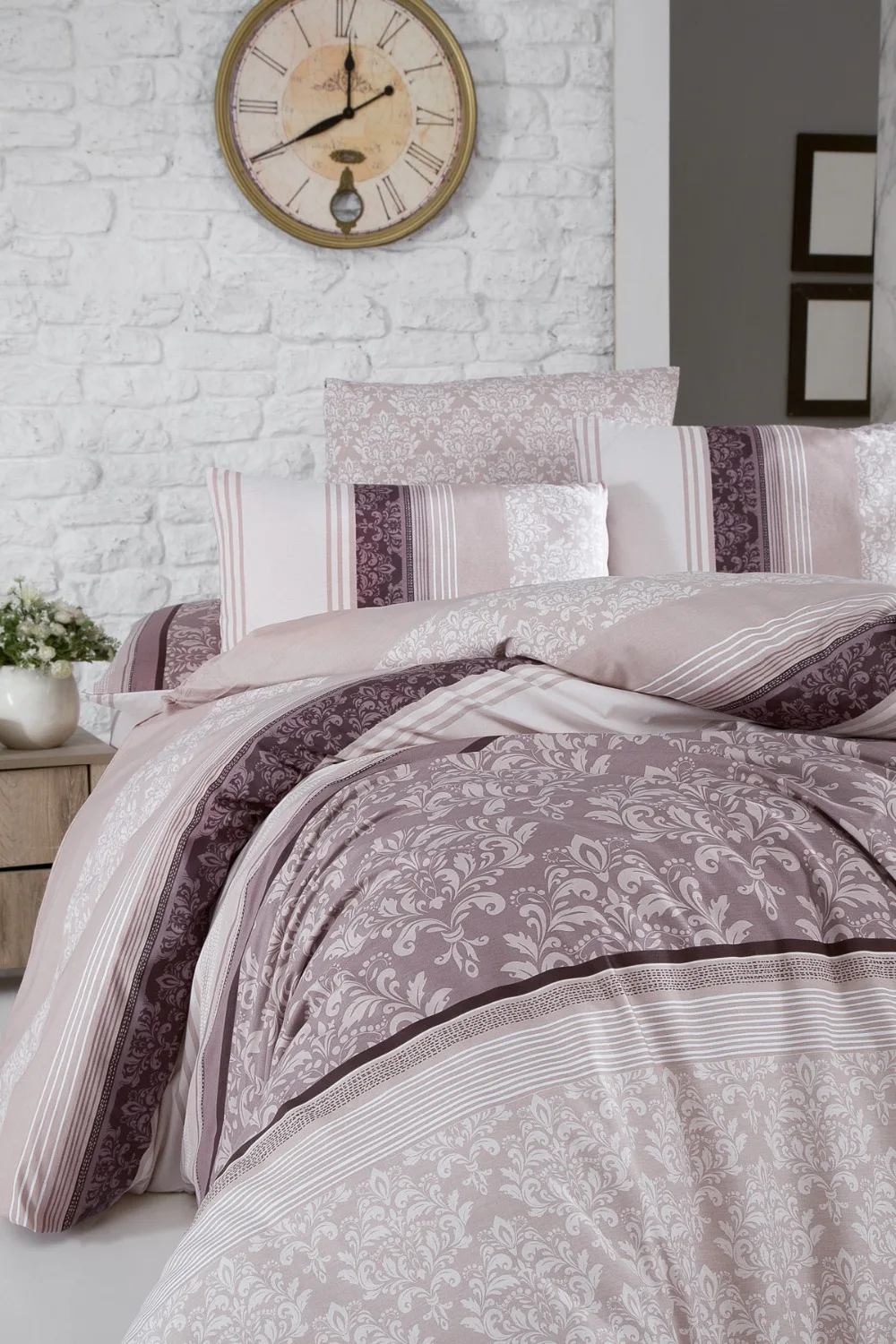 aura4