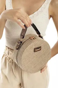 Mink Straw Women 'S Round Shoulder Bag STYLISH LADY HANDBAG DESIGN WONDERFUL CARRIAGE WALLET BAG HAND BAG SHOULDER BAG ROUND BEAUTIFUL
Mink Straw Women 'S Round Shoulder Bag STYLISH LADY HANDBAG DESIGN WONDERFUL CARRIAGE WALLET BAG HAND BAG SHOULDER BAG ROUND BEAUTIFUL