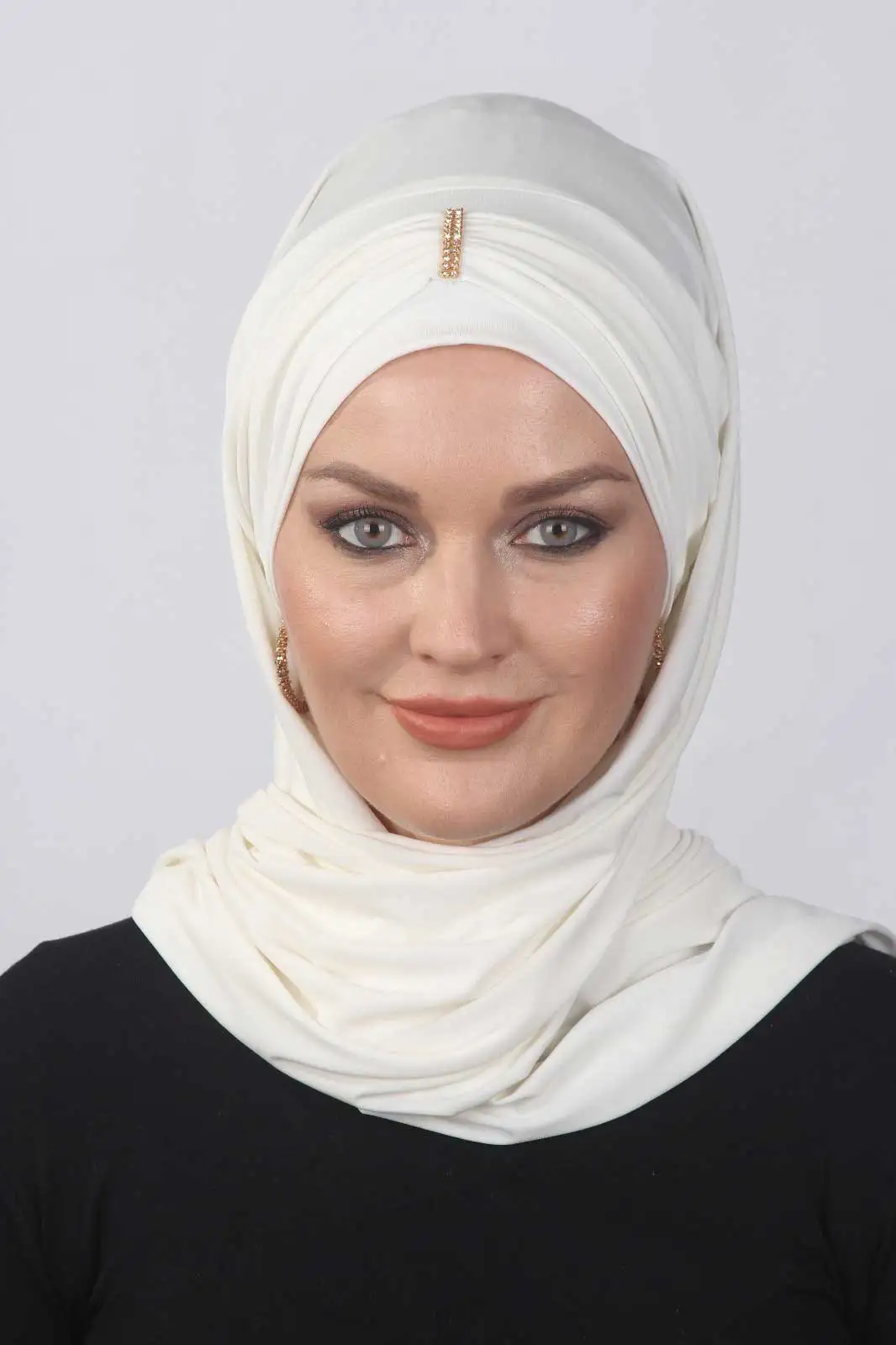 Hijab Casual Instant Turban for Women Shawl Lightweight Head Scarf Stone Shawl With
Hijab Casual Instant Turban for Women Shawl Lightweight Head Scarf Stone Shawl With