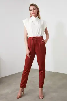 Trendyol Gusset Pants TWOAW21PL0140
Trendyol Gusset Pants TWOAW21PL0140
