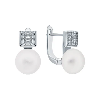 Silver earrings with cubic zirconia and pearls cultured sunlight sample 925
Silver earrings with cubic zirconia and pearls cultured sunlight sample 925