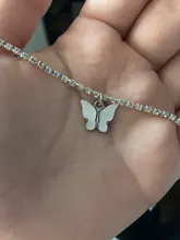 Gargantilla de mariposa acrílica deslumbrante, collar con cadena de diamantes de imitación, collar sencillo de Color blanco y negro, joyería Coreana de Animal