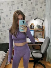 Conjunto de Yoga sin costuras para mujer, ropa deportiva para gimnasio, top de manga larga, camiseta corta, leggings de cintura alta, para correr o hacer ejercicio