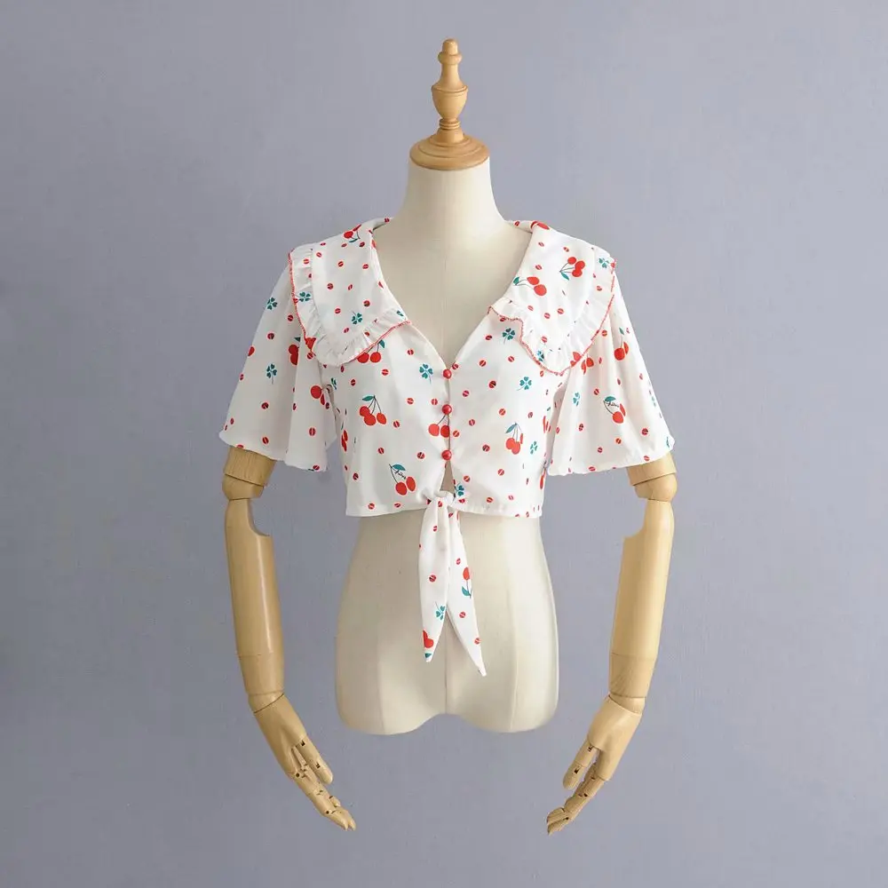 2019 cherry printed chiffon shirt retro style ultra short shirt large lapel bubble sleeves lantern sleeves ruffled hem strap
2019 cherry printed chiffon shirt retro style ultra short shirt large lapel bubble sleeves lantern sleeves ruffled hem strap