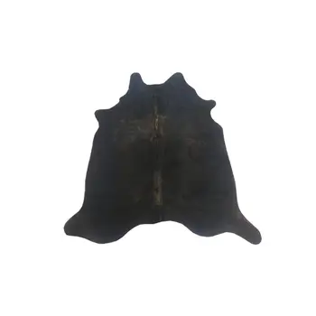 Natural cowhide carpet 145x135 cm 
Natural cowhide carpet 145x135 cm