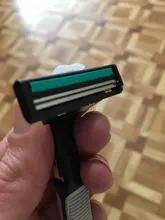 Máquina de afeitar de 2 capas para hombre, afeitadora de seguridad Manual, cuidado facial, afeitadora de barba, 1/30 Uds.