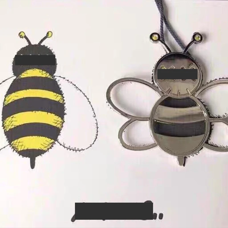 Limited X·X bee keychain hot pendant 
Limited X·X bee keychain hot pendant