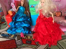 Gran oferta en 7 colores disponibles, vestido de princesa de boda hecho a mano de alta calidad, vestido de ropa elegante para Barbie, vestidos de muñeca