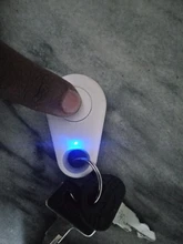 Llavero antipérdida con Control remoto inteligente para niños, rastreador de llaves con alarma, Bluetooth, Localizador GPS