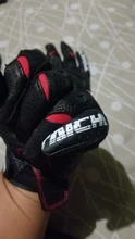 Totalmente de piel perforada de fibra de carbono de la motocicleta guantes de motocicleta de carretera en guantes transpirable hombres Motocross guantes