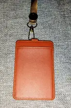 Soporte de tarjeta de identificación de negocios, placa de cuero genuino de calidad superior con cordón, opciones multicolor (tamaño estándar)