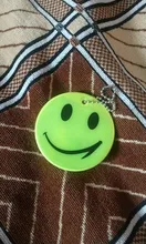 Llavero con cara sonriente de 6,5 CM, llaveros reflectantes, accesorios colgantes de bolsa, Seguridad de Tráfico de alta visibilidad