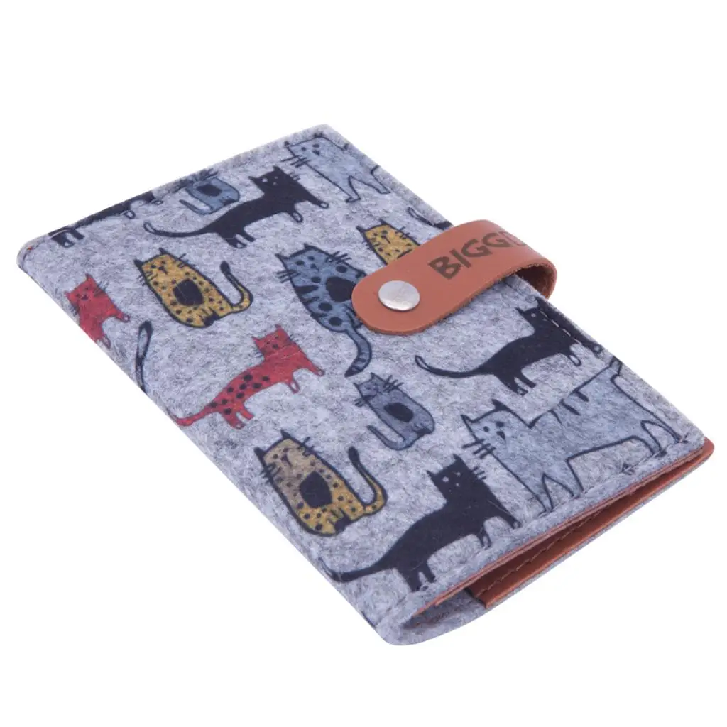 Biggdesign Cats Felt Passport Cover, Custom Artist Design, Felt and Leather Material, 14.5x9.5 cm