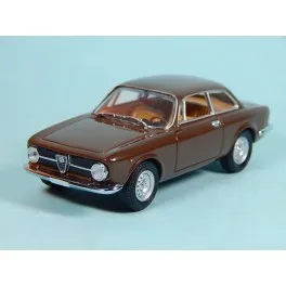 Car model ALFA ROMEO 1300 JUNIOR miniature vehicle of Vintage automobile collection scale
Car model ALFA ROMEO 1300 JUNIOR miniature vehicle of Vintage automobile collection scale