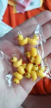 10 uds. De animales de la familia, pequeños abalorios de resina de pato amarillo, colgante de Animal, pendiente artesanal, joyería de moda