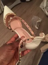 Zapatos de tacón alto de charol con remaches para mujer, sandalias a la moda, zapatos de fiesta y oficina, 10CM, novedad de verano