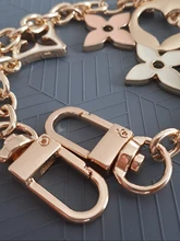 Correa de cadena de diseñador con flor dorada, cadena de metal plateado para bolso, accesorios, Hardware de alta calidad