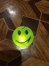 Llavero con cara sonriente de 6,5 CM, llaveros reflectantes, accesorios colgantes de bolsa, Seguridad de Tráfico de alta visibilidad