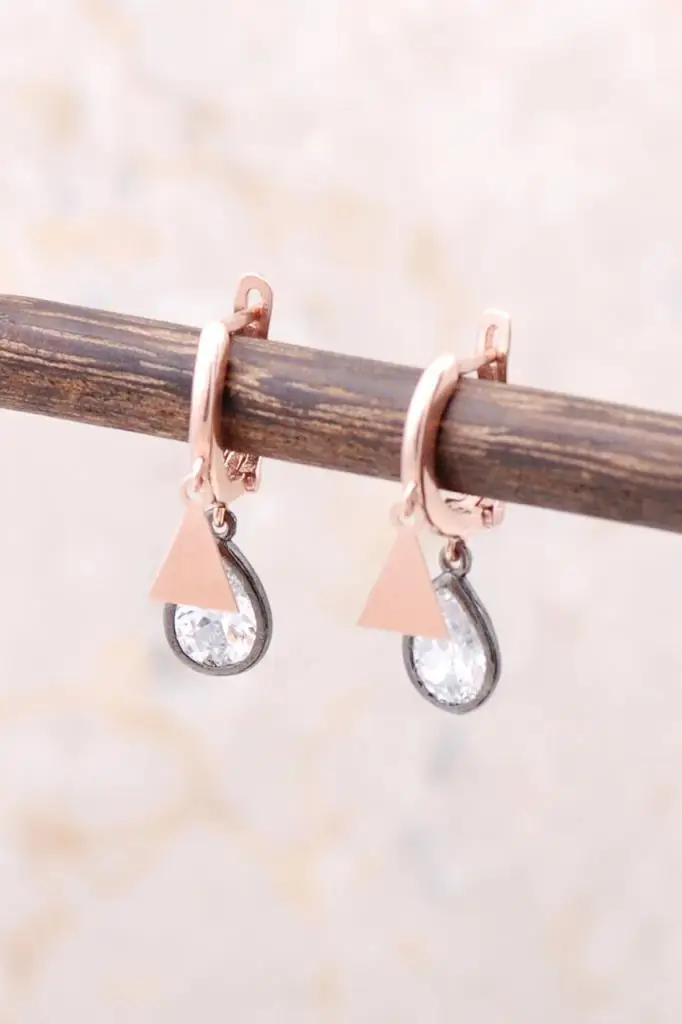 Zircon Water Drop Rose Silver Earring 1212 High Quality Hand Made Original Filigree Silver Jewellery Gift for Women
Zircon Water Drop Rose Silver Earring 1212 High Quality Hand Made Original Filigree Silver Jewellery Gift for Women