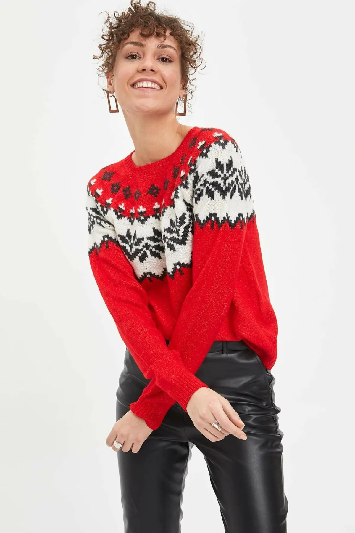 DeFacto Woman Winter Xmas Knitted Pullovers Women Red Long Sleeve Pullover Female Casual White Snowflake Prints Tops-L5941AZ19WN 
DeFacto Woman Winter Xmas Knitted Pullovers Women Red Long Sleeve Pullover Female Casual White Snowflake Prints Tops-L5941AZ19WN