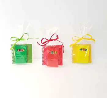 Lot 12 books with Templates CHILDREN'S drawings + box with 6 colours waxes with sharpener. details Children October birthday.
Lot 12 books with Templates CHILDREN'S drawings + box with 6 colours waxes with sharpener. details Children October birthday.