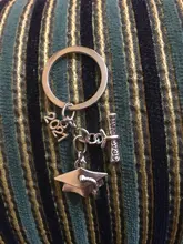 Llavero para ceremonia de graduación, certificado de graduación, recuerdo de graduación, sombrero de graduación, llavero con insignia, 2021