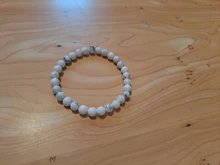 6mm/8mm/10mm howlita Natural blanca pulsera de cuentas de piedra con una cuerda elástica pulsera de las mujeres de los hombres pulsera de encanto de moda