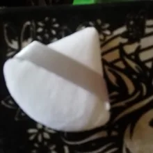 Esponjilla en polvo triangular de terciopelo, 1/2 Uds., Mini esponja de Maquillaje facial, cosmética, suave, de algodón, para cara, lavable, ligera