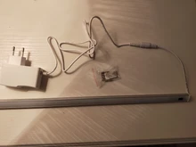 Luces LED para debajo de armarios de cocina, luz de noche de armario de interior y dormitorio, lámpara inteligente con Sensor de movimiento, CC de 12V, 30/40/50cm