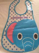 Nuevo 1 Uds Popular babero ajustable Baberos de bebé de plástico impermeable almuerzo Baberos para comer de dibujos animados lindo de alimentación de niños delantal de bebé
