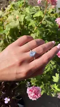 Huitan gran oferta diseño de gota de agua las mujeres anillo de Micro pavimentado de circón de cristal elegante vestido de novia joyería de compromiso anillo para amante
