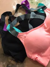 Sujetador deportivo de Yoga para mujer, Top de copa completa de secado rápido, Push Up cruzado a prueba de golpes, para entrenamiento, gimnasio, correr y trotar