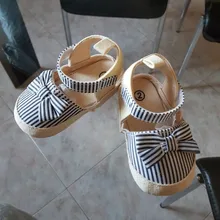 Zapatos de verano para niños recién nacidos, zapatos de cuna blandos, zapatillas antideslizantes con lazo a rayas, 0 a 18M
