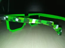 Gafas de sol de mosaico con funda de EVA para niños, divertidas gafas cuadradas de Minecraft Con estuche de EVA, 2020