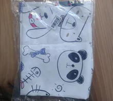 Capa de corte de pelo con patrón de dibujos animados para niños, delantal, capa de peluquería, suministro de peluquería, 1 ud.